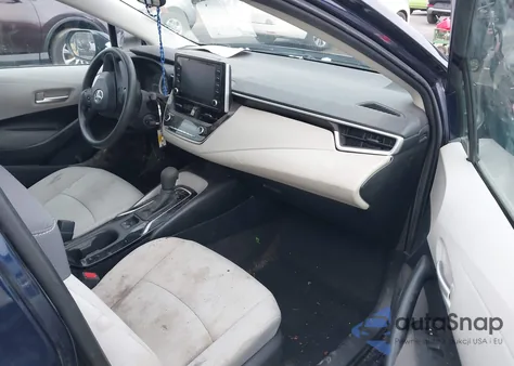 2020 Toyota Corolla Le z USA, uszkodzony, nr VIN 5YFEPRAE9LP034979